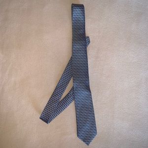 Byron 100% silk tie